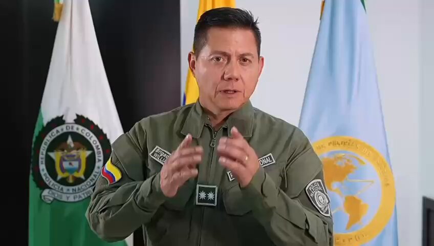 Recompensa de hasta 50 millones de pesos por información que permita la recaptura de Nelson Ocampo Morales, asesino de nuestra Patrullera Paula Cristina Ortega Córdoba, quien se fugó de la cárcel de máxima seguridad de Cómbita (Boyacá). La Policía de Colombia no descansará hasta lograr su captura, porque la dignidad de nuestra institución y de sus héroes merece justicia. 📞 Línea contra el crimen: 314 358 7212 – 123. #Seguridad