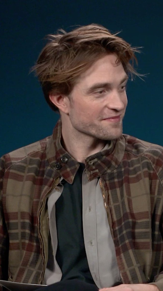 Robert Pattinson reveals the best note he got from director Lynne Ramsay on #DieMyLove.