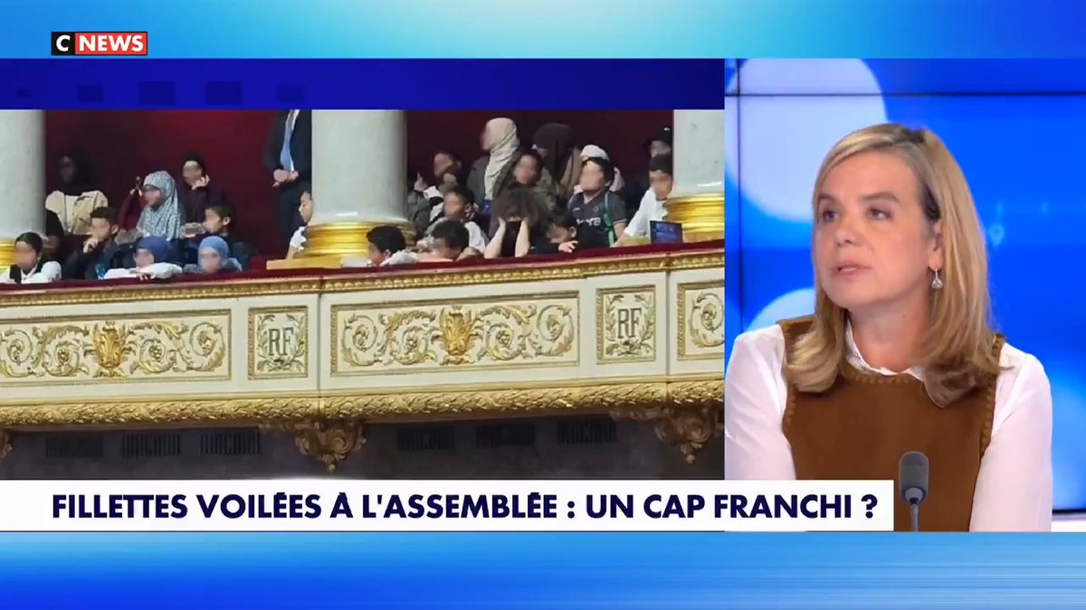 « Éric Coquerel voit dans le voile un voile de mariée catholique ; Alain Jupé, sa grand-mère à la messe ; Aurélien Taché, un serre-tête de Versaillaise ; et Raphaël Arnault un embellissement comparable au rouge à lèvres. » Gabrielle Cluzel sur Face à l’Info (CNEWS)