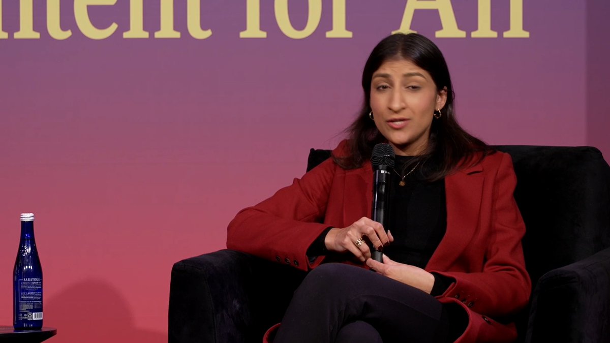 Former FTC Chair Lina Khan on whether we're living through an AI bubble and what may happen next. #crookedcon2025
