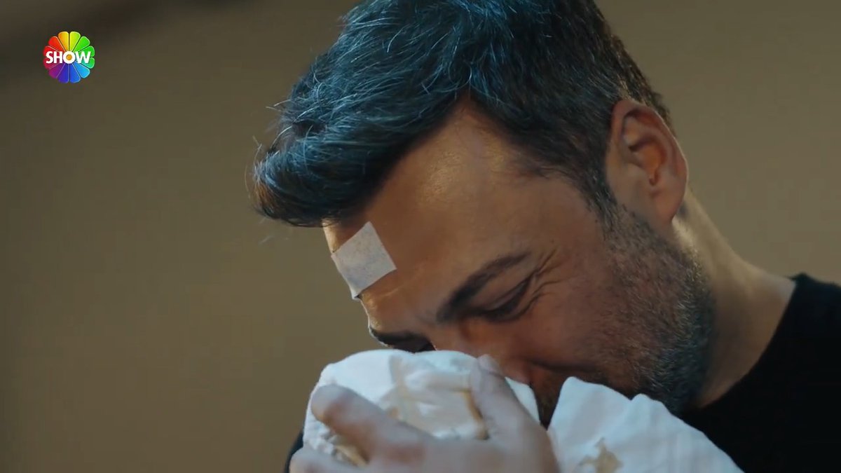 “Beni oğluma hasret bıraktı….” Ömer oğluna kısa bir süre olsa da kavuşuyor! #KızılcıkŞerbeti yeni bölümüyle Show TV’de. Gold Film