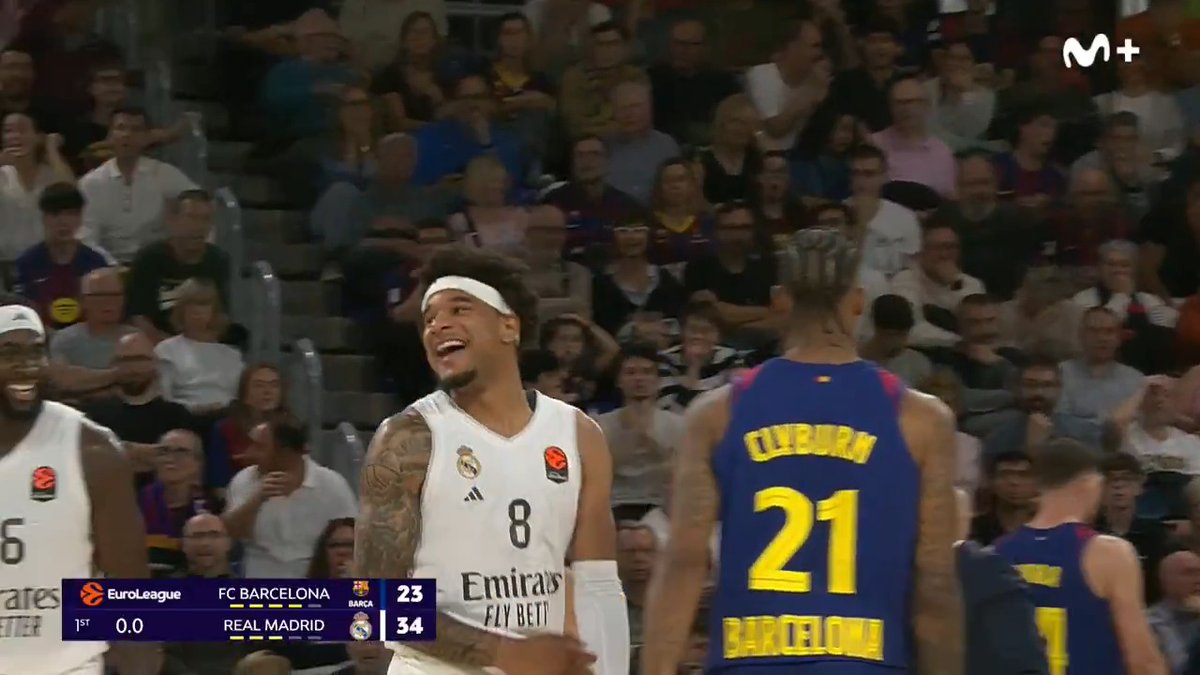 😳 ¡¡¡Desde su casa!!! La barbaridad de 𝘾𝙃𝙐𝙈𝘼 𝙊𝙆𝙀𝙆𝙀 para cerrar el primer cuarto. #EuroLeague