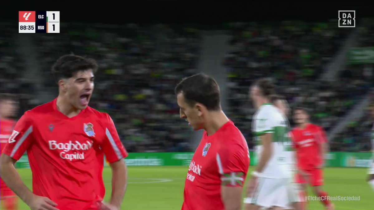 Mikel Oyarzabal tiene hielo en la sangre 🥶 @realsociedad #LALIGAenDAZN ⚽