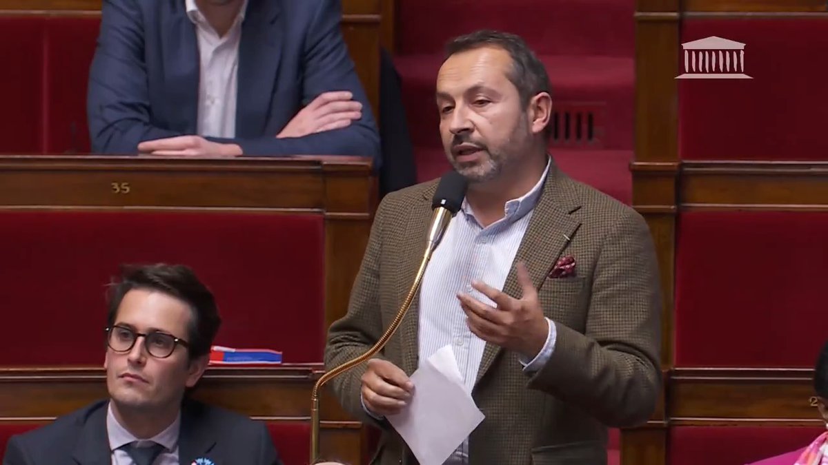 🗣 Sébastien Chenu « Vous êtes en train d’installer le grand remplacement des addictions dans notre pays, toujours plus difficile à endiguer. Les conséquences, nous les connaissons : vous allez encourager le marché clandestin du tabac et des cigarettes, tout en créant un marché officiel de la drogue. » #Budget2026