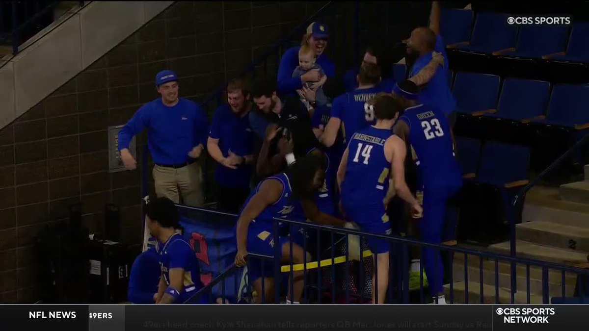 Tulsa went into the stands to celebrate with all of their fans after the win 🤣 Tulsa Basketball