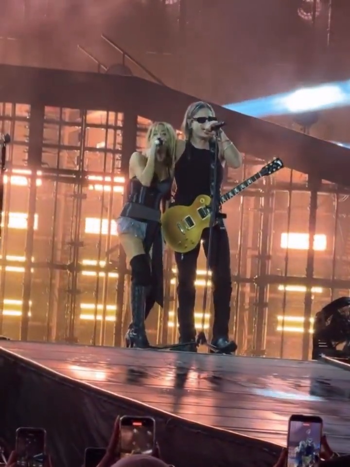 "Patricio": Porque Patricio Sardelli cantó ‘Cae el Sol’ junto a Tini en #FUTTTURA