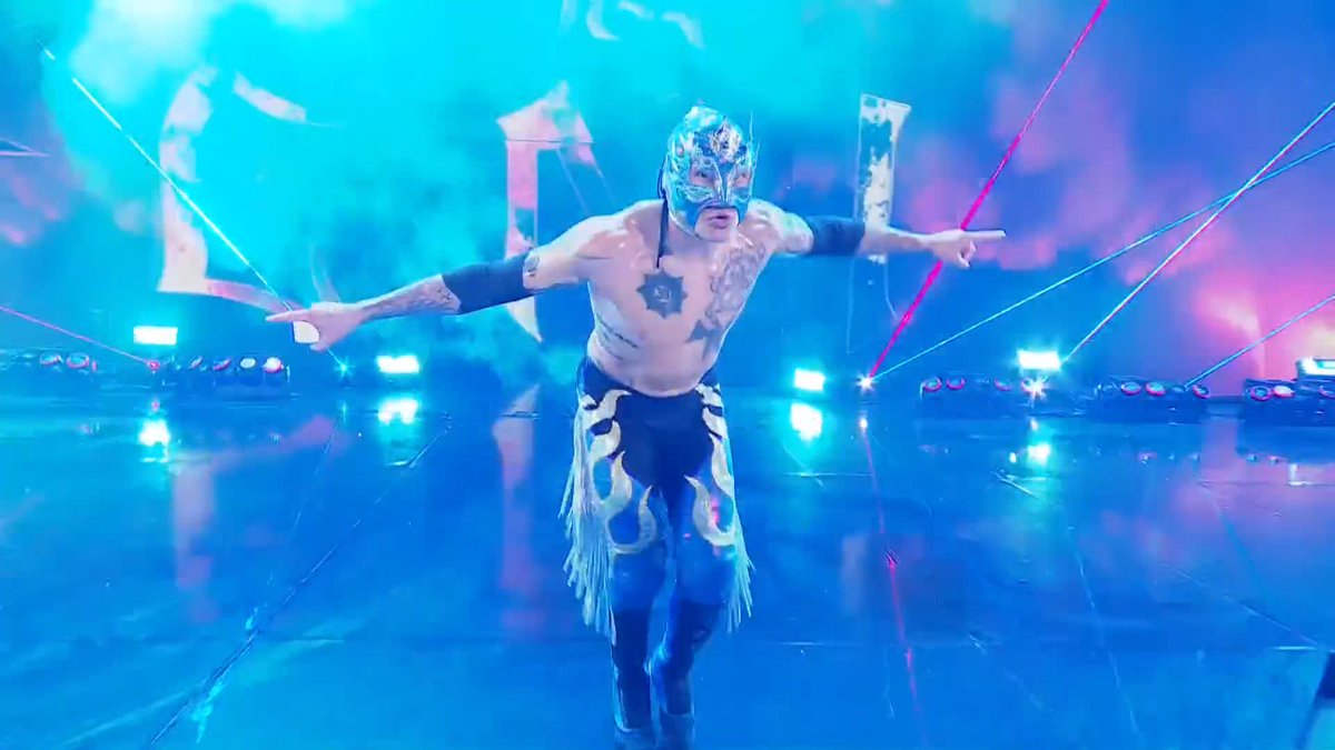 Desde Ecatepec 🇲🇽 para el mundo, con ustedes Rey Fénix 🫡
