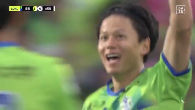 [速報] 小野瀬 康介今シーズン初ゴール 🇯🇵明治安田J1リーグ 第36節 湘南ベルマーレ vs アルビレックス新潟 ABEMAdeDAZN 無料生中継📡 ／ 後半開始すぐに追加点！ 落ち着いた組み立てで揺さぶり バイタル中央で小野瀬がネットを突き刺す ＼ 明治安田Jリーグ全試合生中継 ABEMAdeDAZN学割半額プラン