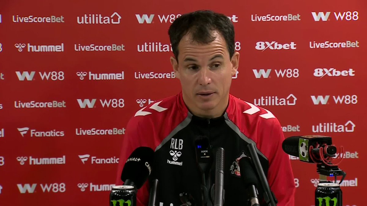 🗣️ "We have to do a masterclass, no choice!" Sunderland manager Régis Le Bris looks ahead to this evening's fixture against league leaders Arsenal ⚽️