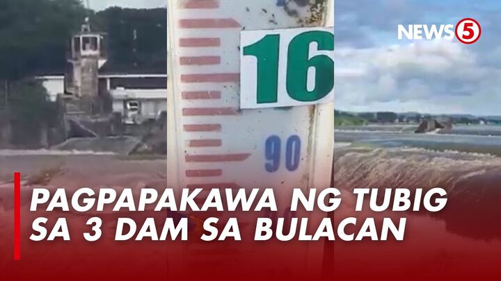 PRE-EMPTIVE WATER RELEASE NG 3 DAM SA BULACAN Nagsagawa na ng pre-emptive water release ang Angat Dam, Ipo Dam, at Bustos Dam bilang paghahanda sa paparating na Bagyong #UwanPH. Nagsimula ang pagpapakawala ng tubig nitong Biyernes ng umaga, Nov. 7, upang maiwasan ang posibleng pagbaha sa mga downstream na lugar. Sa kabila ng pagpapakawala ng tubig, nananatiling normal ang water level sa tatlong dam: Angat – 210.40 meters, Ipo – 100.72 meters, Bustos – 15.85 meters, ayon sa pinakahuling tala ng PDRRMO ngayong Sabado, Nov. 8. Ang tubig mula sa mga dam ay dumadaloy pababa sa Angat River, na dumadaan sa mga bayan ng Norzagaray, Angat, Bustos, San Rafael, Baliwag, Plaridel, Pulilan, Calumpit, Paombong, at Hagonoy, bago ito tuluyang dumating sa Manila Bay. | via Isagani Navarro