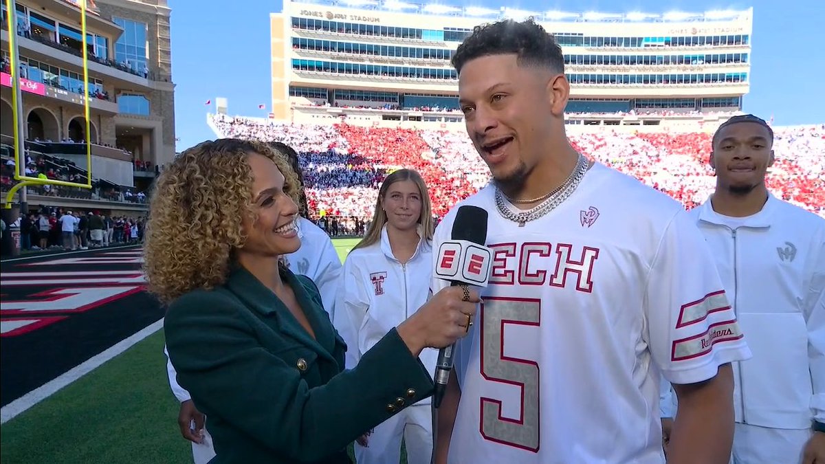 .jess sims with Patrick Mahomes to discuss Texas Tech, NIL, and more ✍️