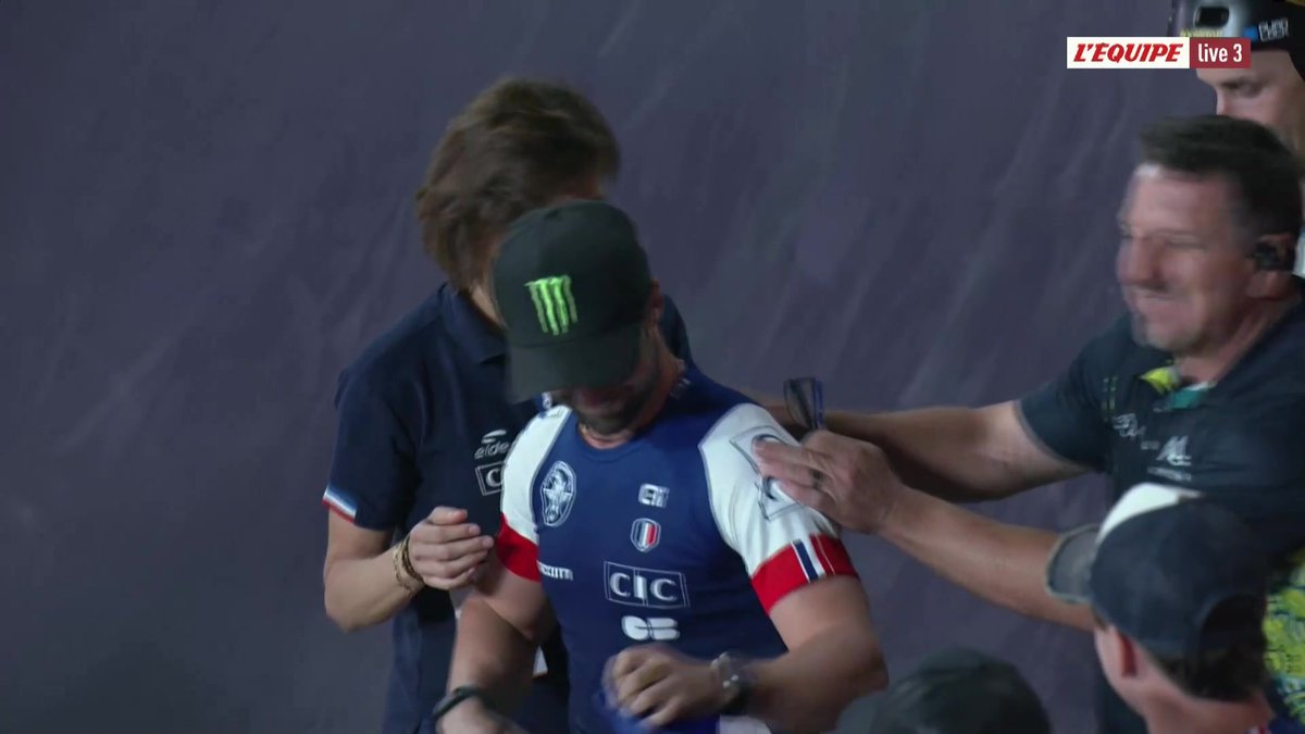 Il l’a fait ! 🇫🇷 Anthony Jeanjean devient pour la première fois de sa carrière champion du monde de BMX Park ! En Arabie saoudite, il devient le premier Français titré dans la discipline. Historique 🥇