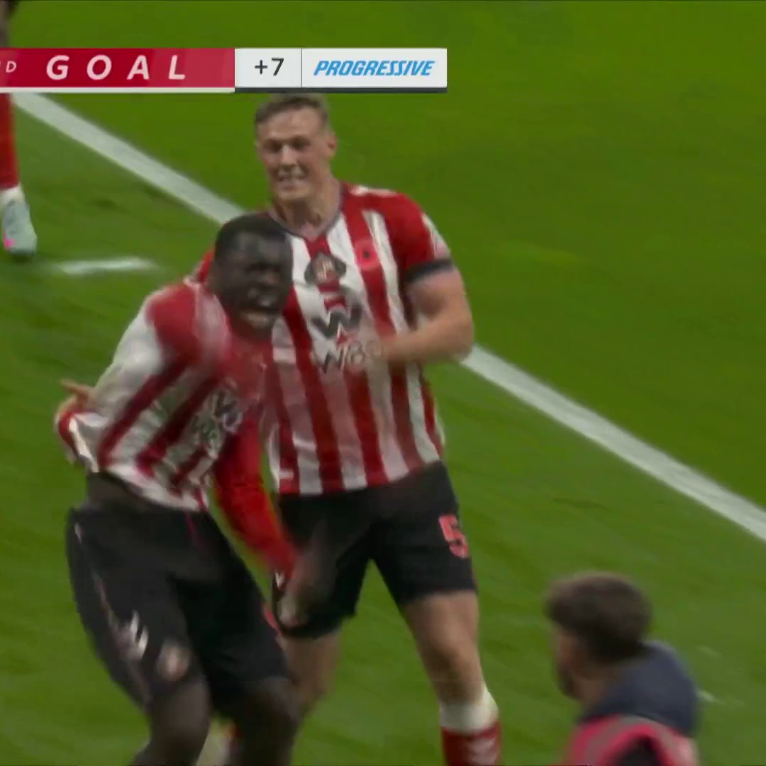 CAN YOU BELIEVE THAT!?!? SUNDERLAND JUST WON'T QUIT. BRIAN BROBBEY EARNS THE BLACK CATS A DRAW.