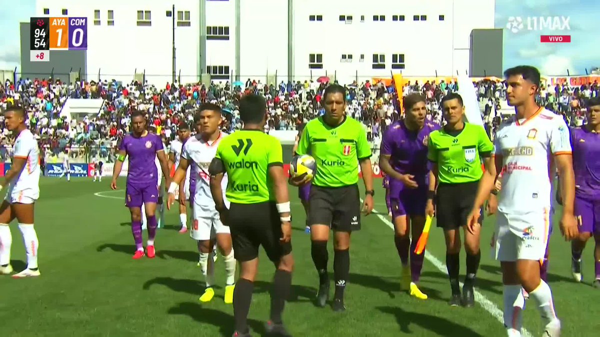 🚨DIEGO HARO SE RETIRA A LOS CAMERINOS Y SE SUSPENDE EL PARTIDO #AyacuchoFC 1-0 #ComerciantesUnidos 📺 Conoce cómo ver L1MAX en vivo 👉 #L1MAX #Liga1 #TorneoClausura2025