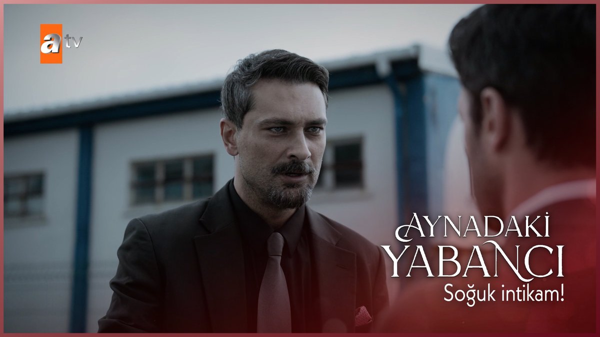“Bakalım Azra için kendini feda edebilecek misin?” Emirhan’ın elindeki sadece bir toka değil bir intikamın başlangıcı. 🔥 #AynadakiYabancı atv