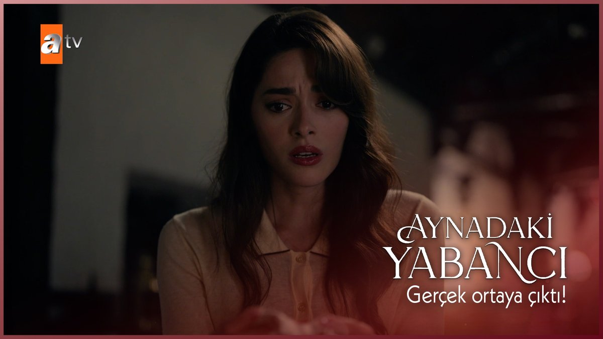 “Azra olduğumu biliyor.” Defne’nin en büyük sırrı artık Emirhan’ın elinde!😱⚡ #AynadakiYabancı atv