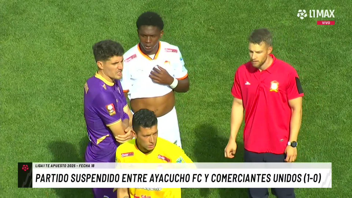 Ayacucho FC ascendió irregularmente por la justicia ordinaria, contradiciendo la normativa FIFA. Le ganaba a C. Unidos 1-0 y ponía contra las cuerdas a JPII. Pero sus hinchas decidieron autosabotearse y le entregaron en bandeja de plata su cabeza a la FPF.