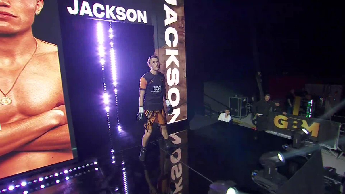 This is how you entertain a crowd. Brought to you by Ted Jackson 👏 The Heist | NOW | Live on DAZN | GBM Sports ◼️