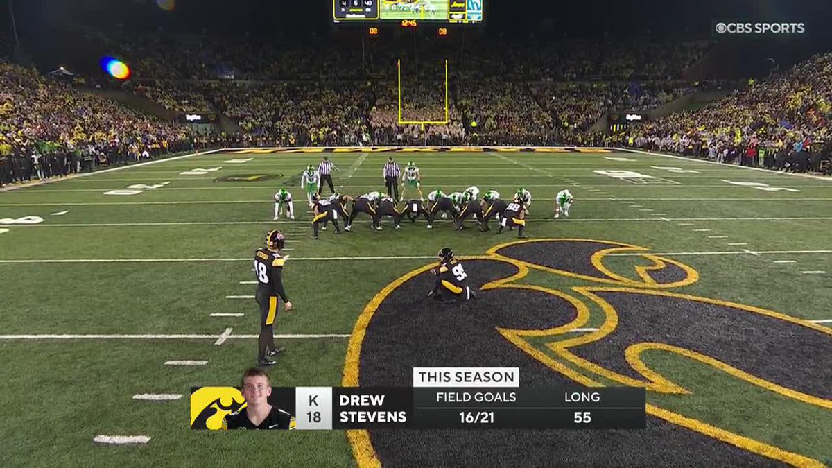 Iowa drills a 58 yard field goal in a monsoon like a PAT IM SICK.