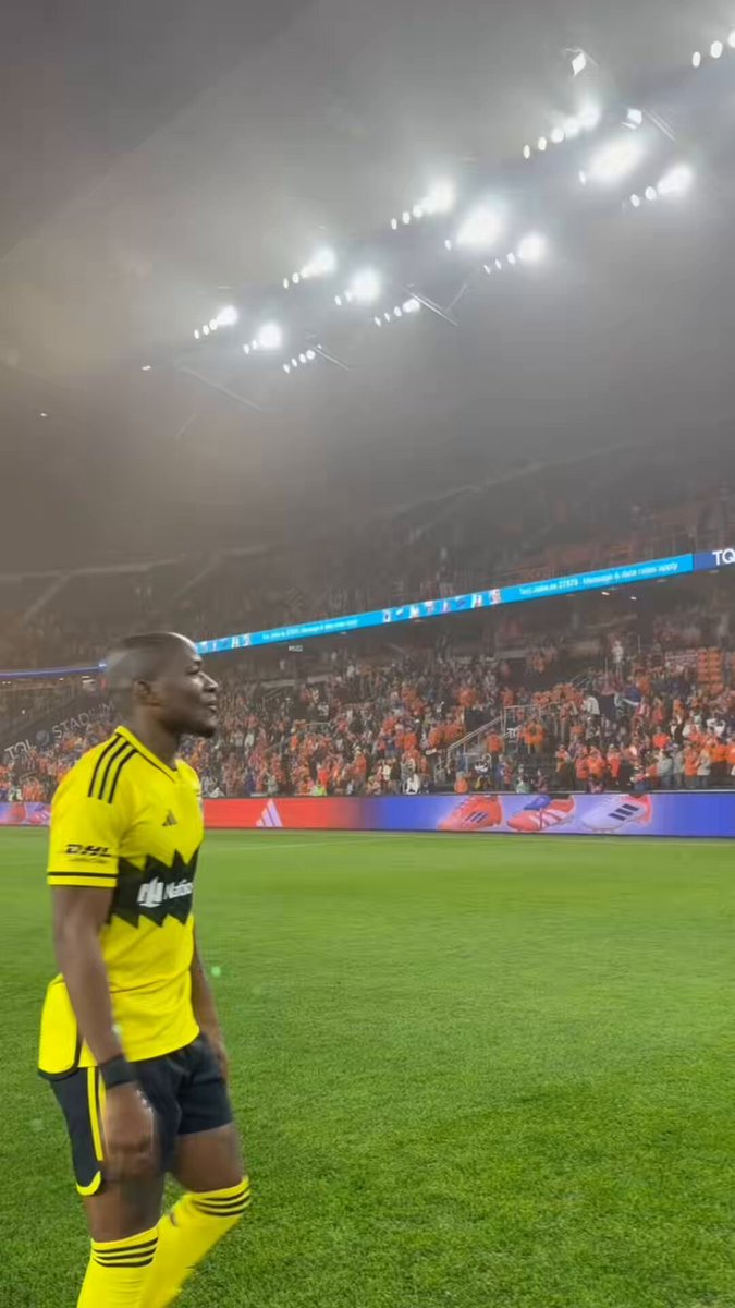 Darlington Nagbe shares emotional last moments on the pitch with his family and fans. ❤️ LEGEND. 👏 The Crew // Audi MLS Cup Playoffs