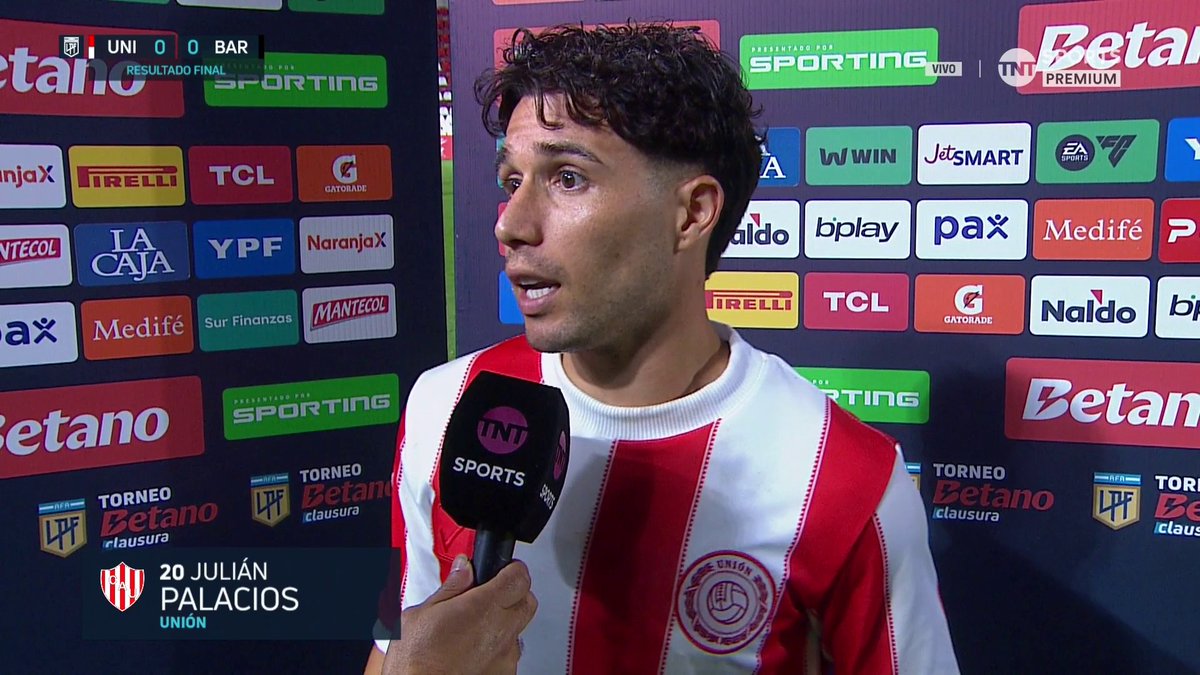 "CREO QUE CUANDO ESTUVE EN SAN LORENZO, SE LA AGARRARON CONMIGO. SIEMPRE TRATÉ DE HACER LO MEJOR" Julián Palacios se refirió al cruce que tuvo con Ruben Darío Insúa en el partido y recordó lo que fue su paso por el Ciclón #LPFxTNTSports