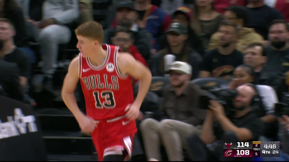 Crunchtime steal + score from Kev! Kevin Huerter | Chicago Sports Network