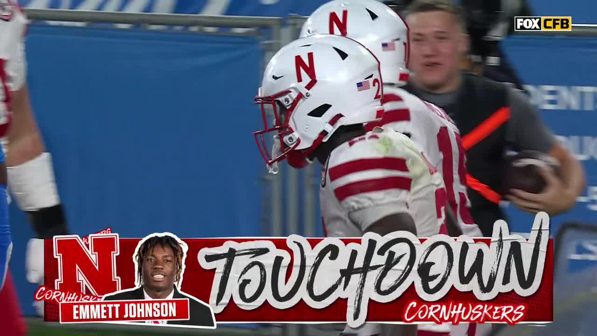 🌽 32 Touches 🌽 129 RUSH YDS 🌽 103 REC YDS 🌽 3 TD Nebraska Football RB Emmett Johnson is the only FBS player this season with 💯 rushing and receiving yards in the same game 🔥