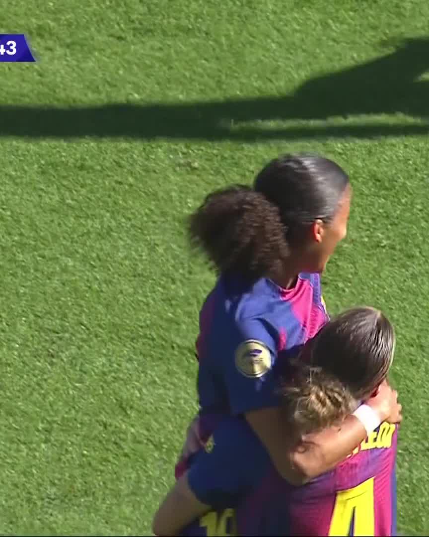 🚀 VICKY LÓPEZ WITH A GOLAZO!