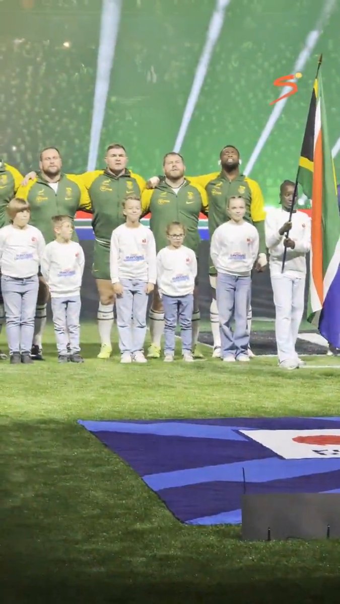The South Africans in France in full voice for Nkosi Sikelel' iAfrika last night 🗣️🇿🇦 #SSRugby | #QuilterNS