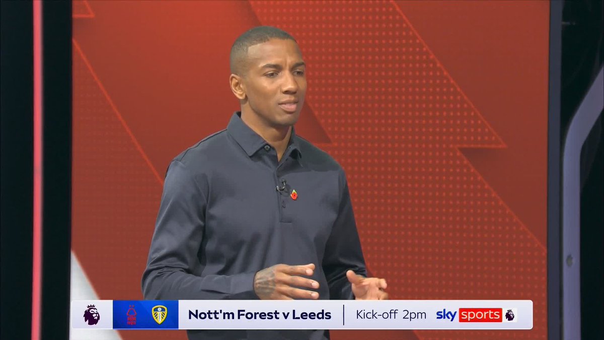 "He can do it all!" ๐ช Ashley Young speaks about what makes Elliot Anderson so good ๐