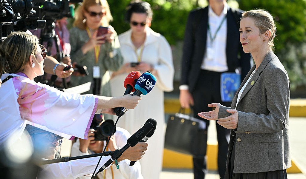 It’s a pleasure to be in Santa Marta, Colombia, for the Summit with the Community of Latin American and Caribbean States. Together with our partners, we will discuss how to strengthen our political and economic cooperation and security. We may be miles apart, but our values are close. My doorstep ahead of the EU-CELAC summit ↓
