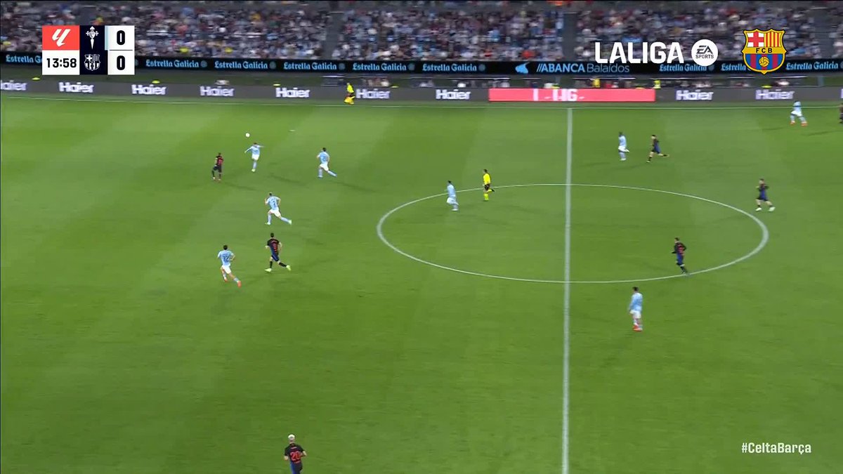 Nice definition by Rapha 🔥 #CeltaBarça |#laligahighlights