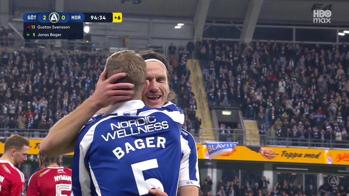 Gustav Svensson byts ut till stående ovationer på Gamla Ullevi 🔵⚪