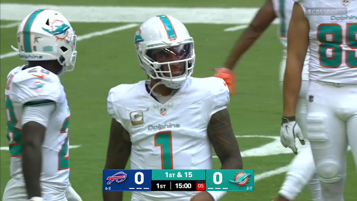 I’ve NEVER seen this before. The Dolphins called a timeout with 15:00 remaining in the first quarter. 🤯