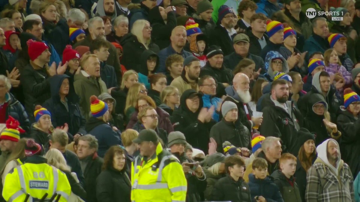 Adrian Morley thanks all the fans and supporters, celebrating the amazing way everyone unites to raise money 🫂 📺 @TNTSports &amp; @DiscoveryplusUK