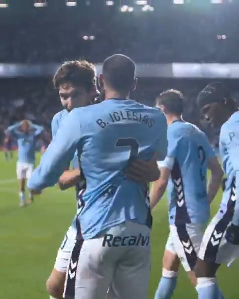 🐼 Fuera del área, también manda 'El Panda'. ¡Así celebró Borja Iglesias el empate del Celta en el CeltaBarça! LALIGAHighlights