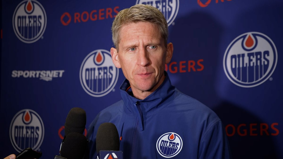 Coach Knoblauch spoke following today's #Oilers practice as the team looks to rebound from yesterday's blowout loss to Colorado &amp; shift their focus to tomorrow vs. Columbus. Enterprise | #LetsGoOilers