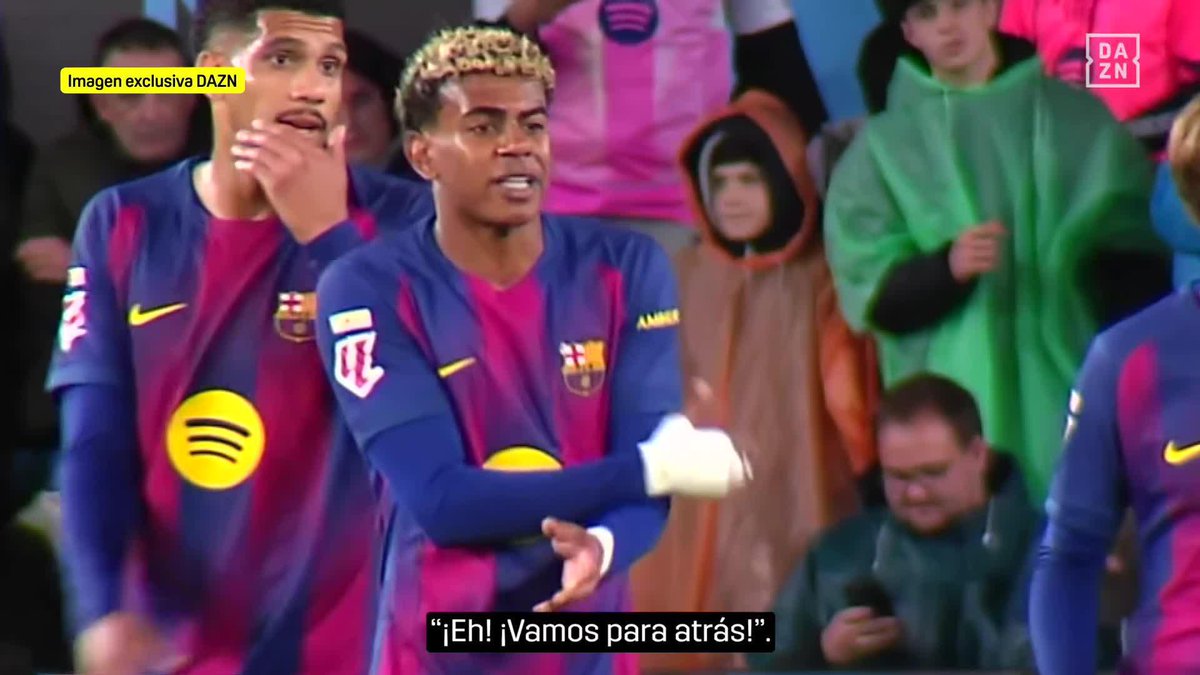 "¡Eh! ¡Vamos para atrás!" 🔊 El 2-2 del Celta de Vigo llegó con defensa adelantada del Barça y este fue el mensaje de Lamine Yamal a sus compañeros tras el gol #ElPost
