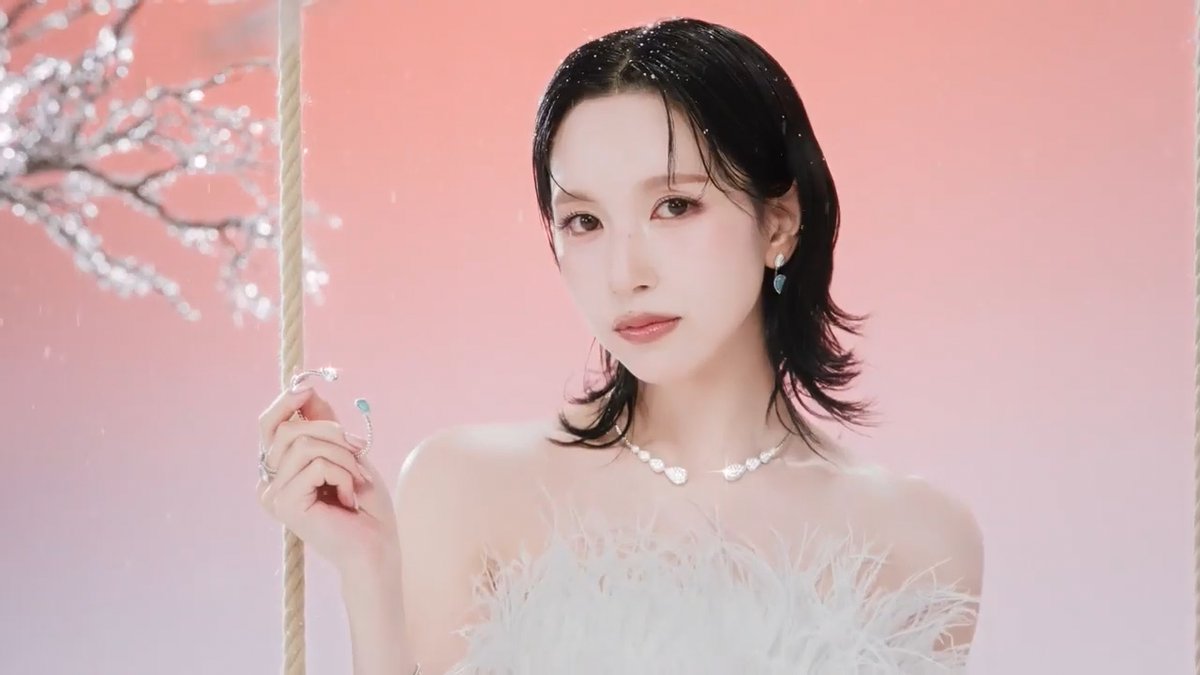 MINA FOR BOUCHERON 'WINTER WONDERLAND' CAMPAIGN