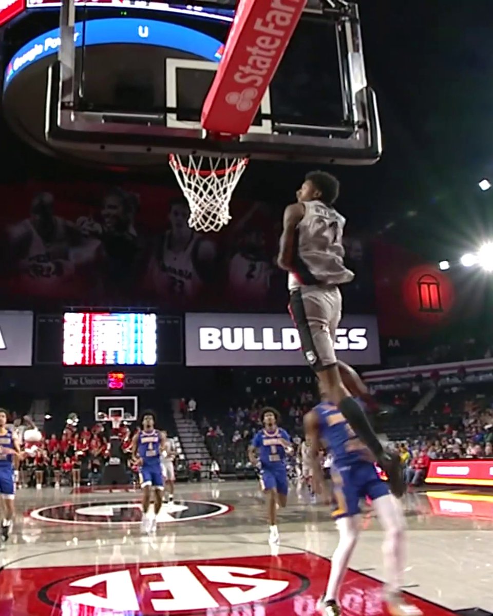 Jake Wilkins with an early dunk of the year candidate 😳 The Georgia freshman is the son of NBA legend Dominique Wilkins 🙌