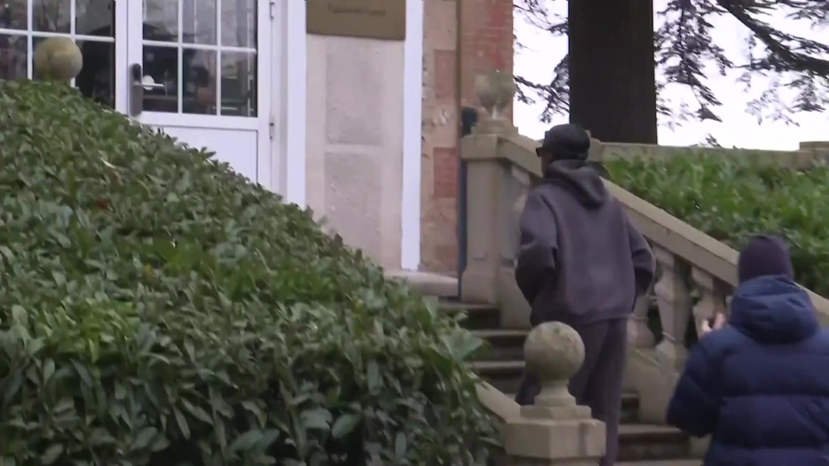 😎👍​​ L'arrivée d'Eduardo Camavinga à Clairefontaine