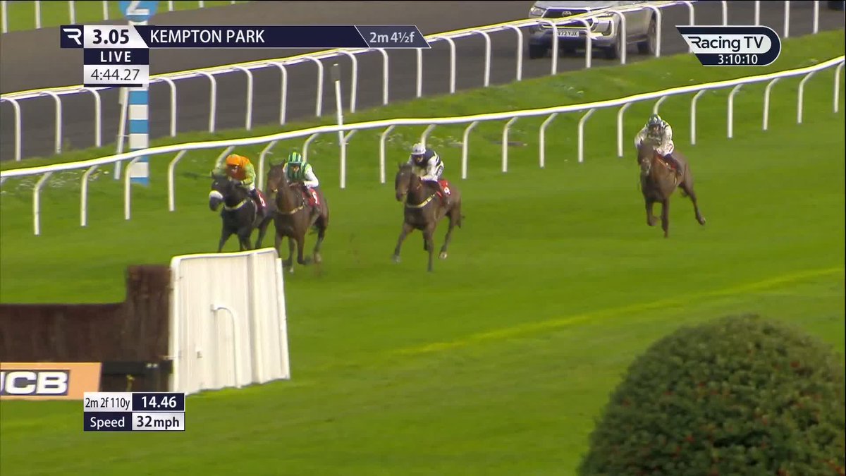 She Is For Me Boys makes it three from four under Rules, winning nicely on handicap and chase debut on a good afternoon for the Jamie Snowden team Kempton Park Racecourse