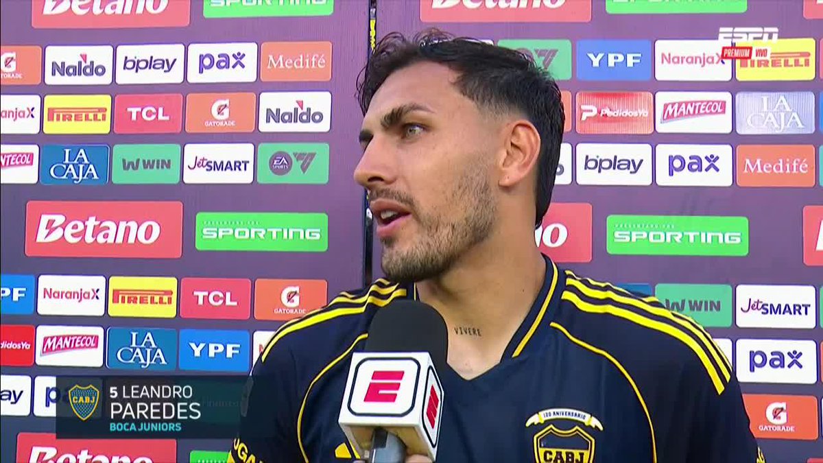 🗣️LEANDRO PAREDES: "Felices, vine con una ilusión muy grande, sabíamos que para llegar al objetivo que querríamos y Exequiel (#Zeballos) es una de las personas que nos podían ayudar mucho a lograr esto, lo mismo el 'Chelo' (Milton #Delgado) y creo que logramos que estén al 100% y que nos puedan ayudar muchísimo. Ellos con confianza, nos van a dar MUCHÍSIMO. Vine con la ilusión de volver a meter a #Boca a la Copa #Libertadores y LO LOGRAMOS".