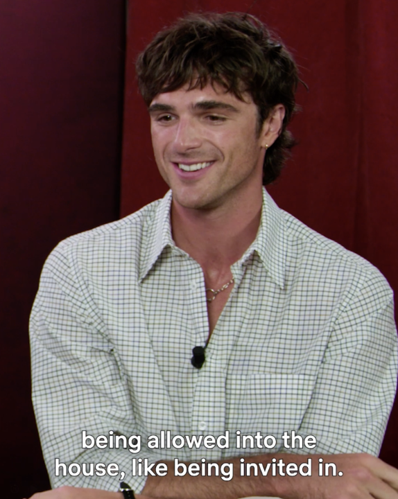 Jacob Elordi recounts the unforgettable moment Guillermo del Toro first saw him transformed into The Creature for FRANKENSTEIN. Watch now on Netflix!