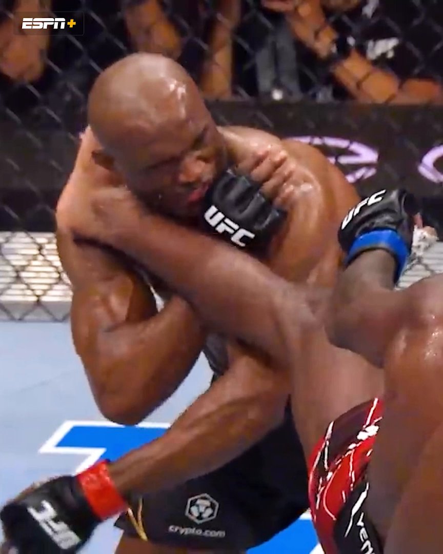 It’s Leon Edwards fight week. Kamaru Usman was -5000 when this head kick landed🤑