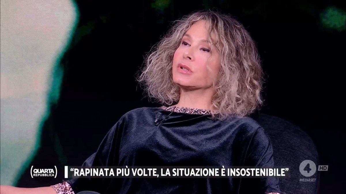 "Non riesco ad essere vittima e poi sono piena di rabbia, loro restano liberi e noi siamo in carcere, perchè non usciamo più la sera." #LaRegina #quartarepubblica