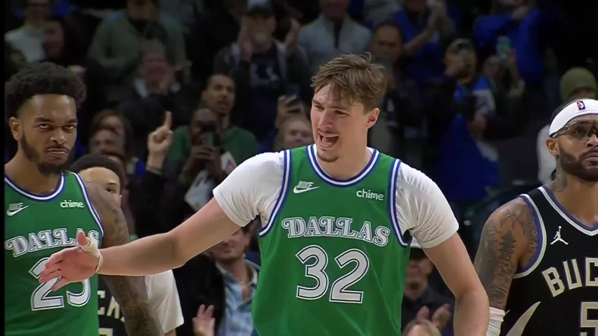 Cooper Flagg TOUGH bucket over Giannis 💪