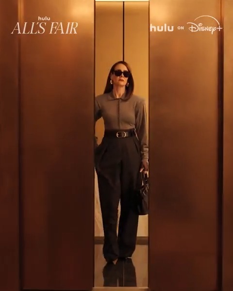 No one makes an entrance like Sarah Paulson. New episode of #AllsFair is now streaming on Hulu.