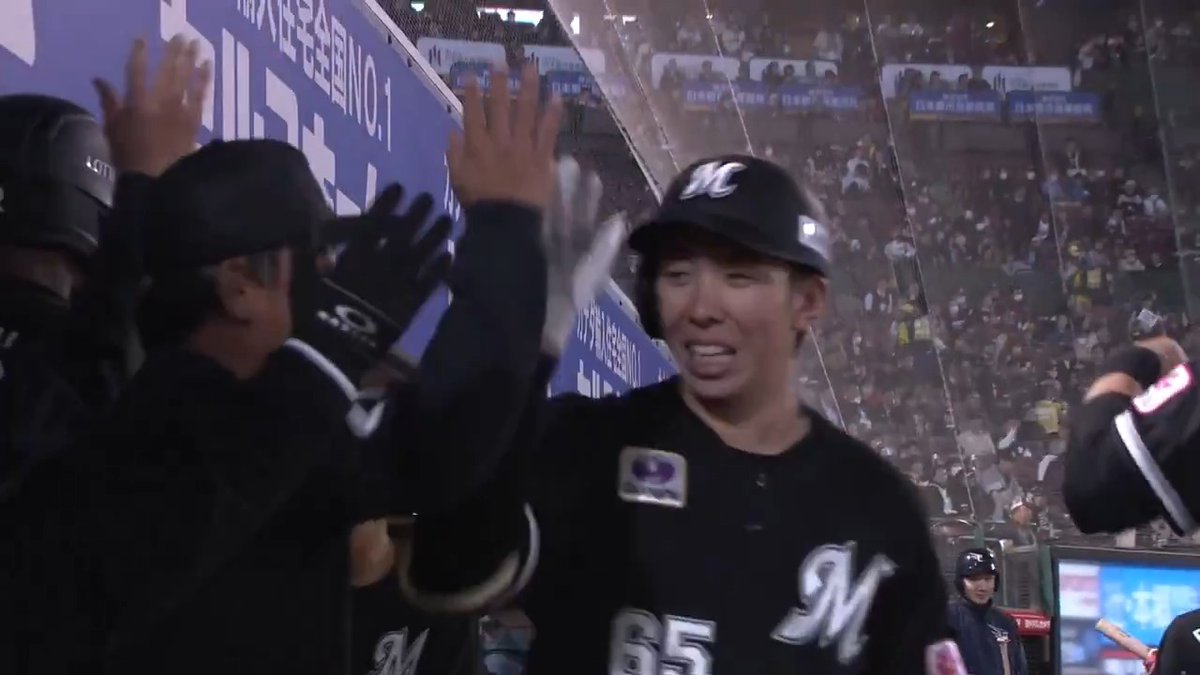 ／ オフシーズンもプロ野球を楽しもう‼️ 『2025年パ・リーグ プレイバック』⚾️ ＼ 🗓4月18日 🆚東北楽天 プロ初本塁打の興奮冷めやらぬ中もう一発！ 千葉ロッテ #寺地隆成 選手が1試合2本のホームランを放つ！🚀🔥 #RakutenEagles 👇見逃し視聴はこちら！