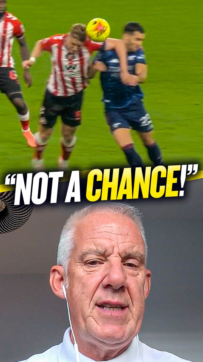 โ "There is no way in the world I am giving a penalty for that." Chris Foy explains why Mikel Merino and Arsenal were not awarded a penalty after a collision with Sunderland's Dan Ballard.